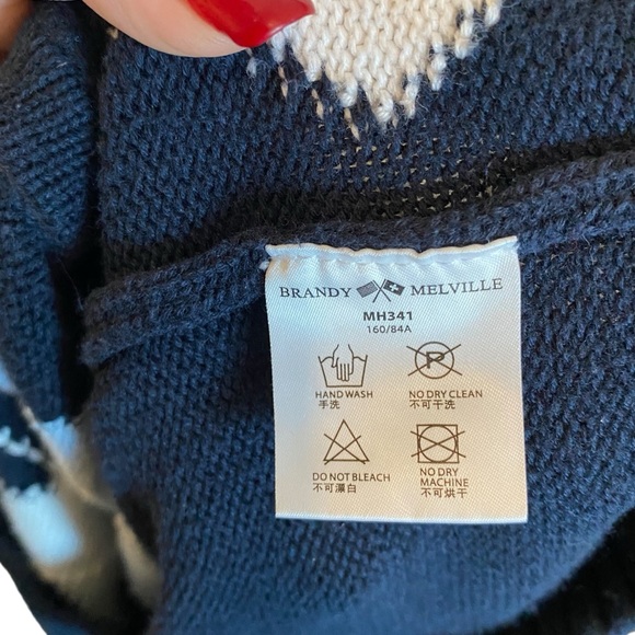 Brandy Melville Elizabeth Argyle Cardigan In Navy Blue & White - Picture 13 of 14